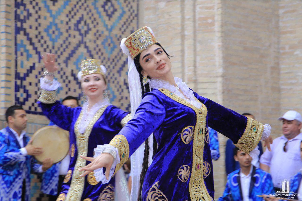 The Grand Silk Road Escape: Uzbekistan & Kyrgyzstan